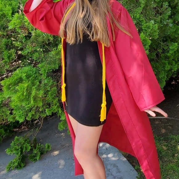 Meet your Posher, Tessa - Picture 4 of 4